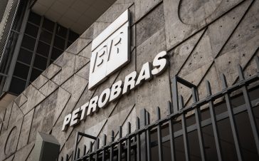 Globo: Petrobras aumenta em 2% o preço da gasolina nas refinarias